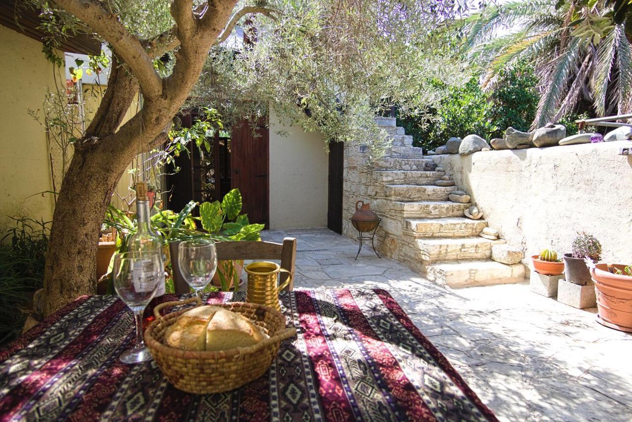 Avli-the courtyard Otel Lefkoşa Dış mekan fotoğraf